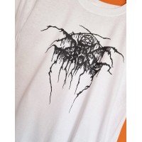 T-shirt Bianca Darkthrone - Emblema del Black Metal | vrz shop