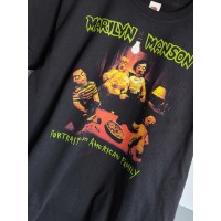 T-shirt Nera Marilyn Manson - Portrait of an American Family | vrz shop