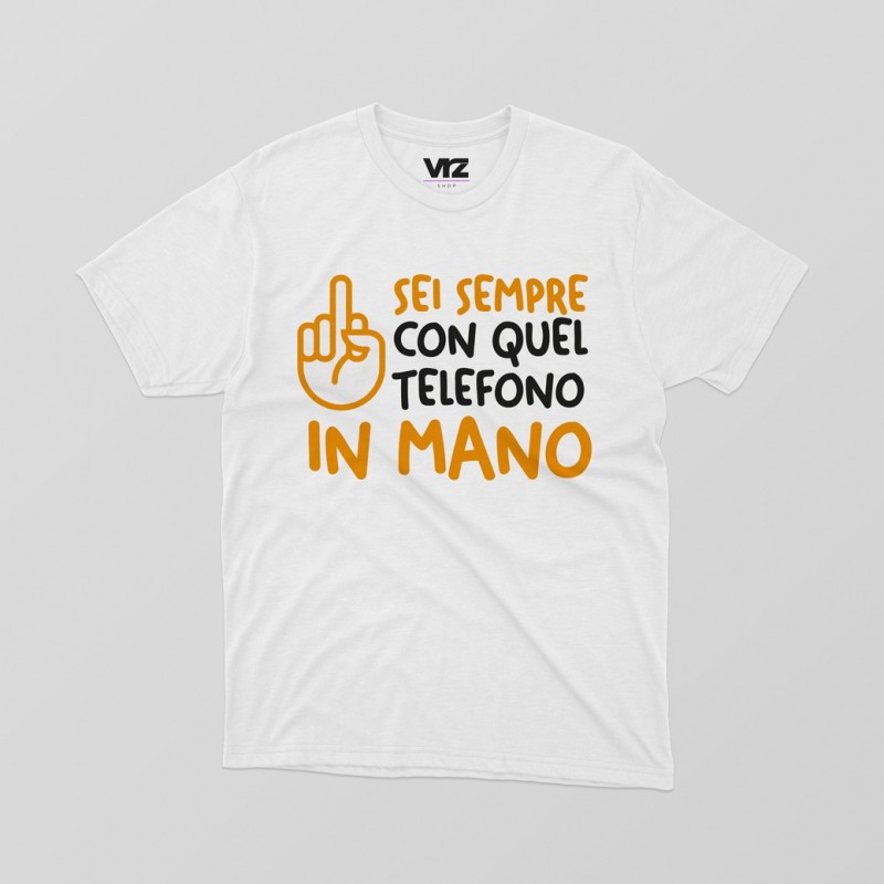 sei sempre con quel telefono in mano