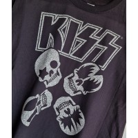 T-shirt Nera Kiss - Icona del Rock 'n' Roll | vrzshop